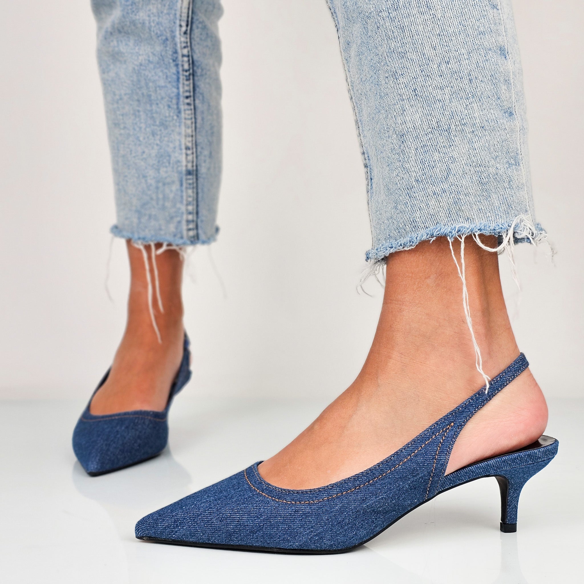 Alicia - Decollette Slingback