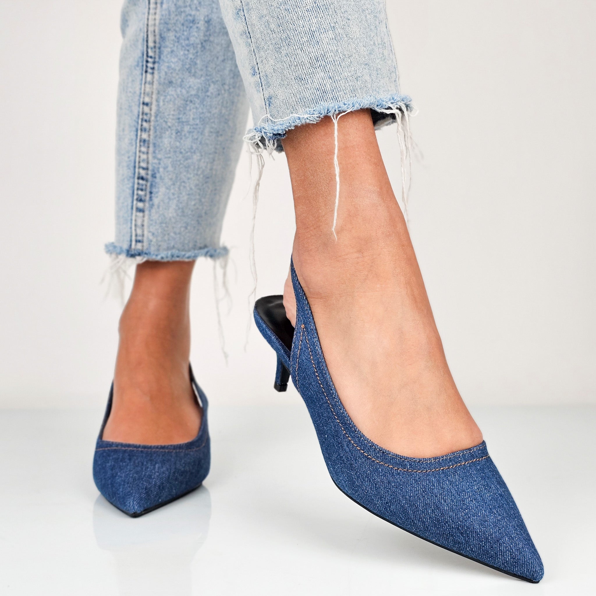 Alicia - Decollette Slingback