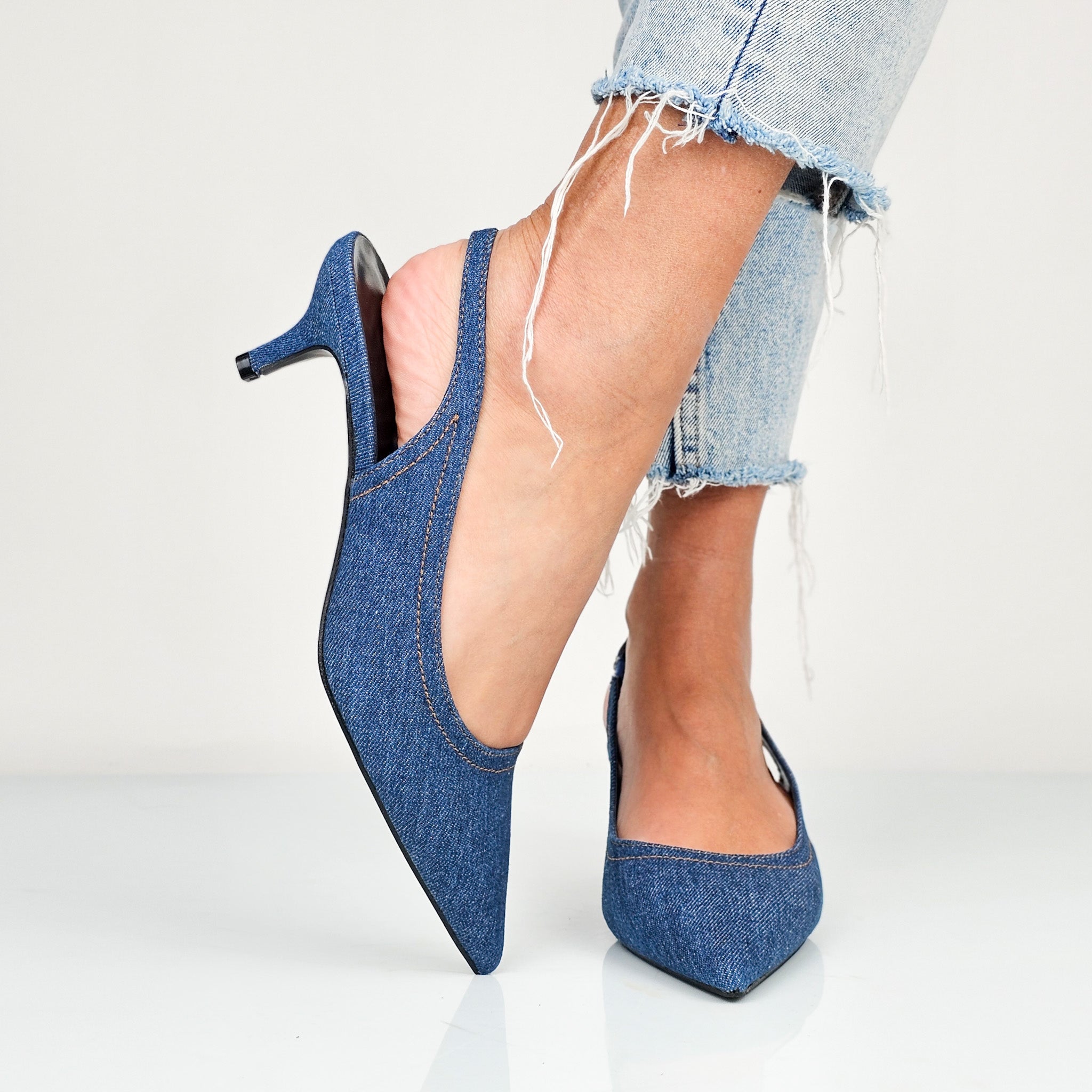 Alicia - Decollette Slingback