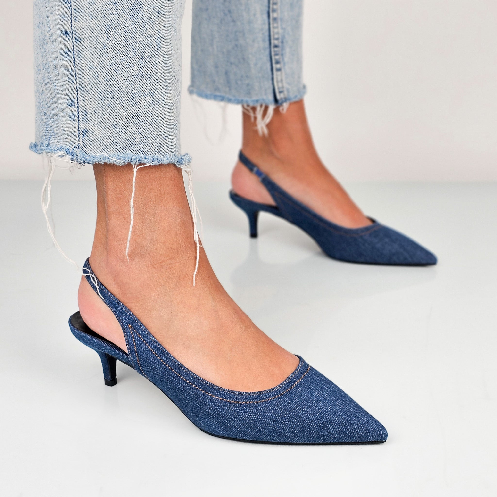 Alicia - Decollette Slingback