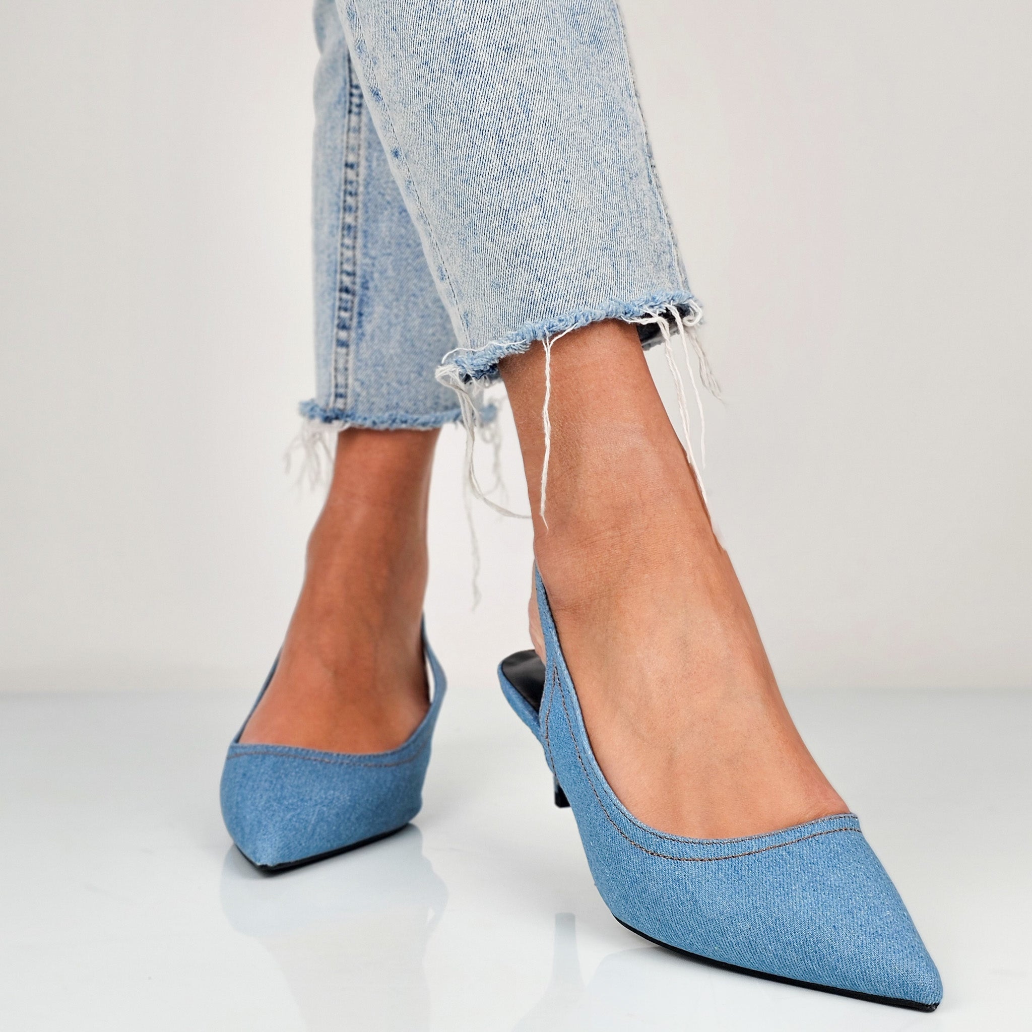 Alicia - Decollette Slingback