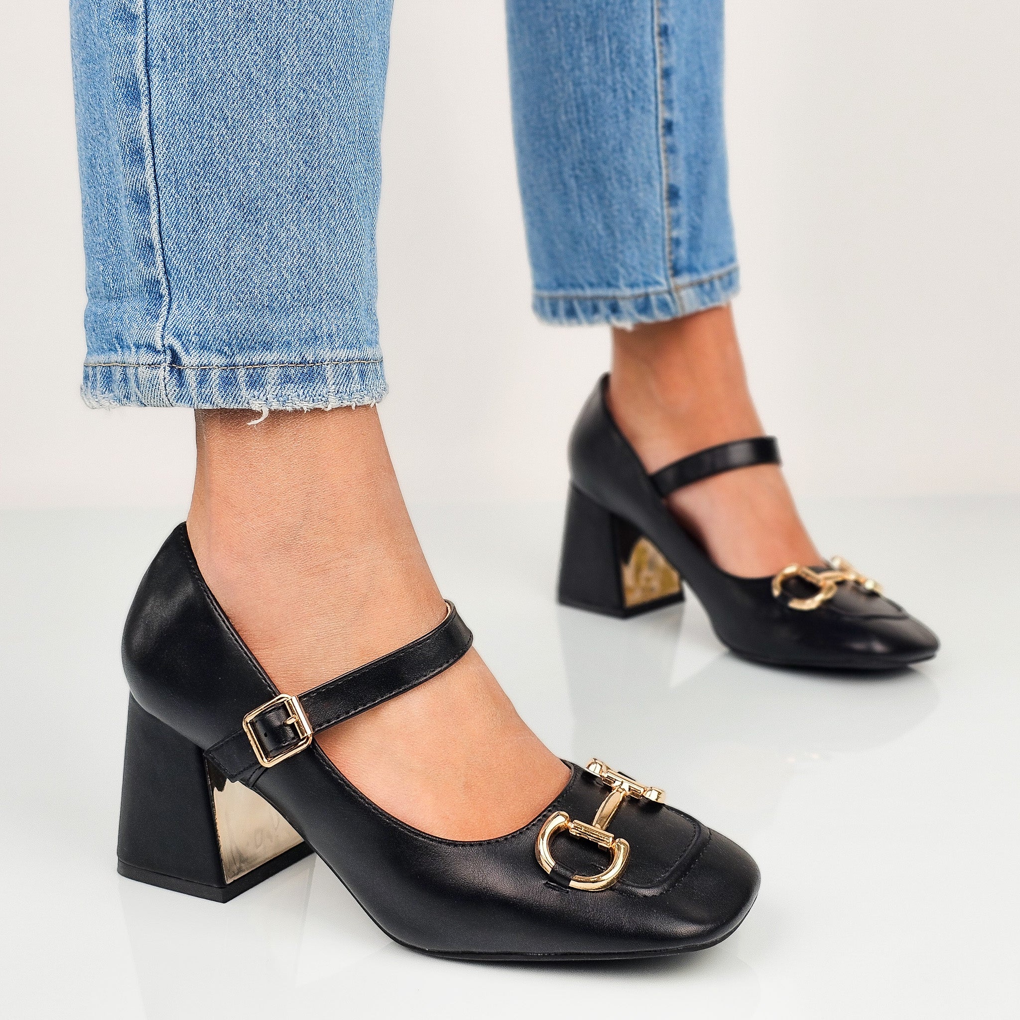 Astrid - Scarpetta Maryjane Con Tacco Largo